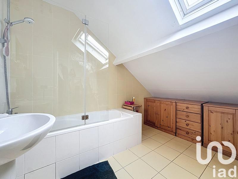 Maison - 109 m² - 6 pièces