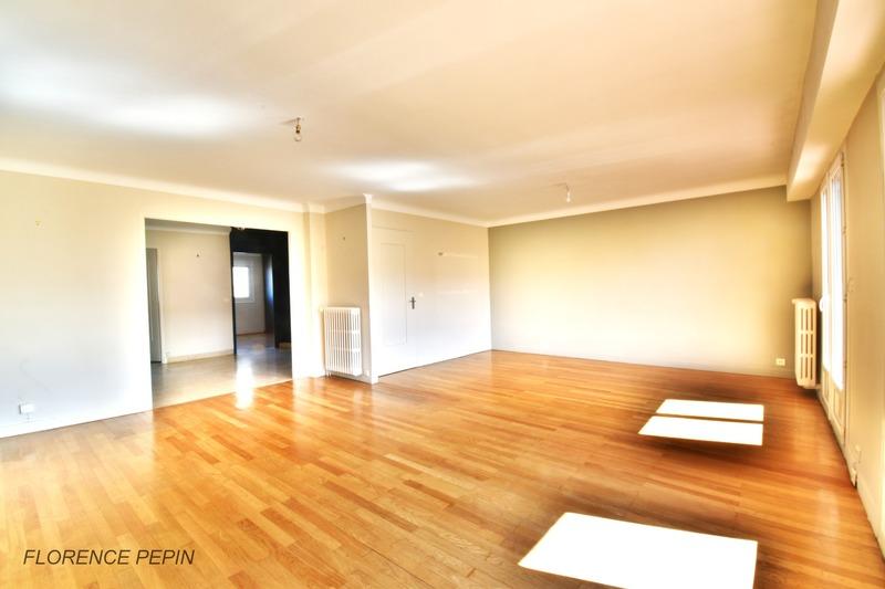 Appartement - 82 m² - 3 pièces