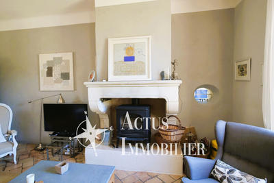 Maison - 145 m² - 6 pièces