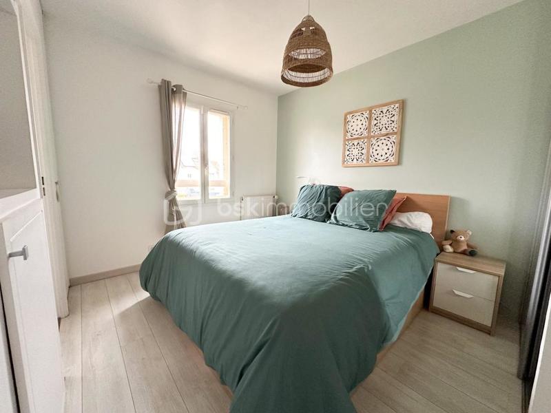 Maison - 95 m² - 5 pièces