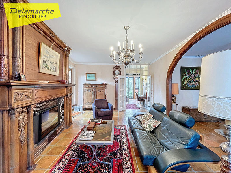 Maison - 180 m² - 10 pièces