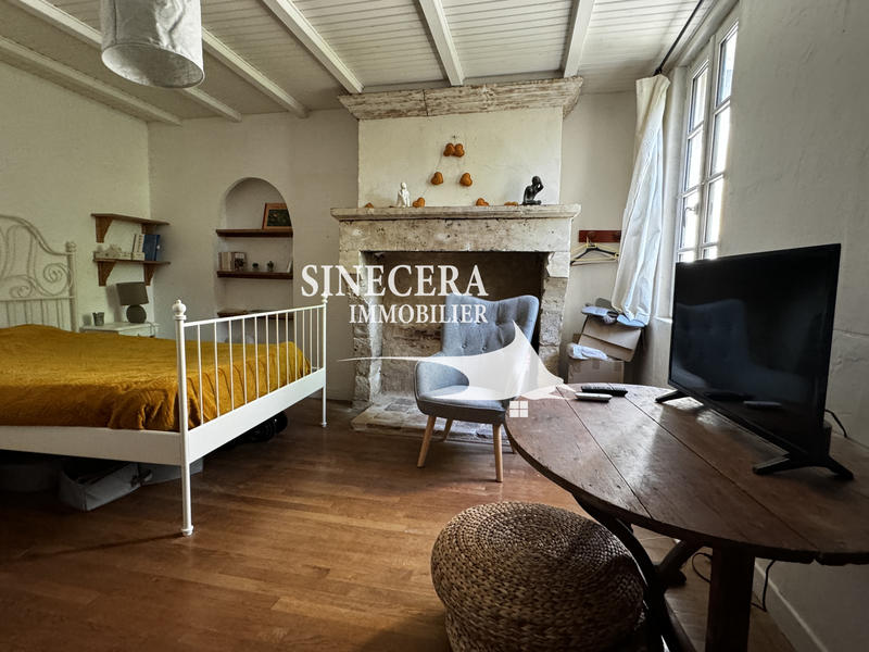 Local commercial - 380 m² - 18 pièces