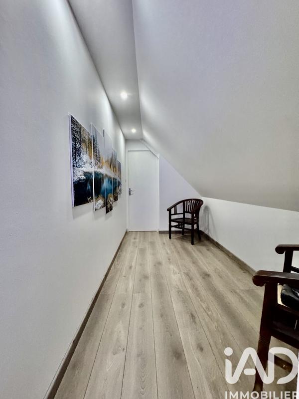 Maison - 184 m² - 8 pièces