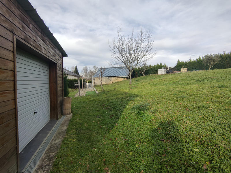 Maison - 85 m² - 6 pièces