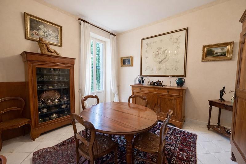 Appartement - 123 m² - 5 pièces