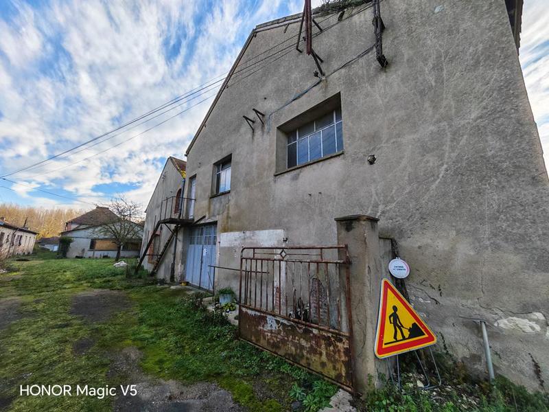 Immeuble - 2 850 m² - 15 pièces