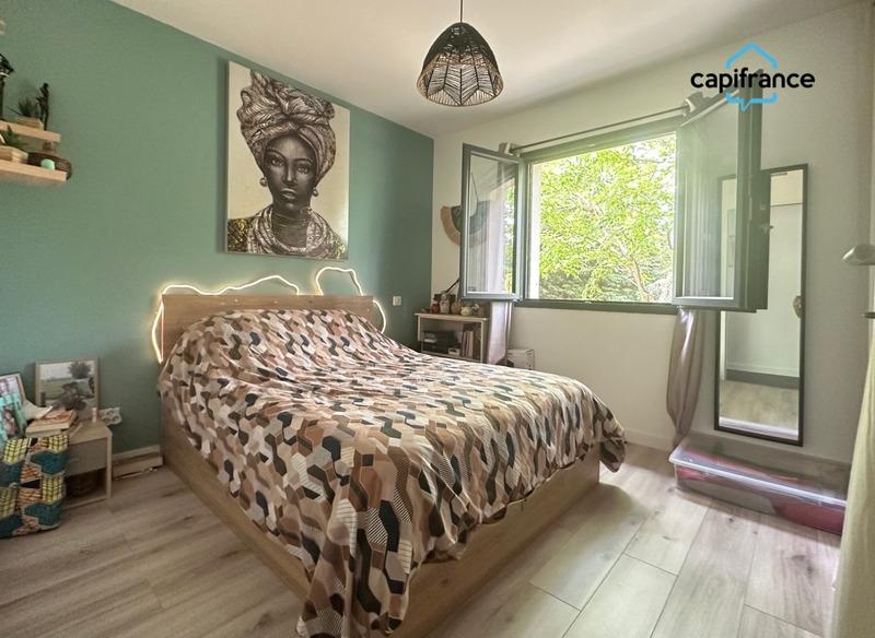 Maison - 97 m² - 5 pièces