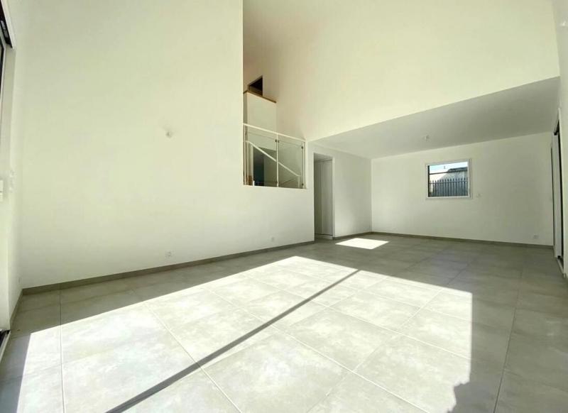 Maison - 125 m² - 5 pièces