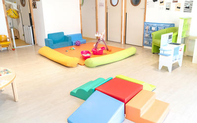 Micro-crèche Youbee For Kids “Plaissan’tins”