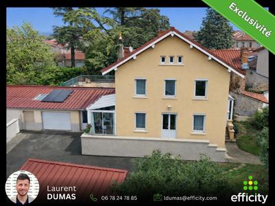 Maison - 166 m² - 6 pièces