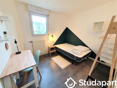 Chambre - 10 m² - 1 pièce