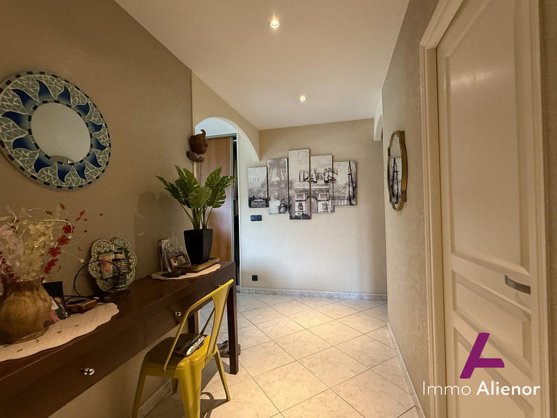 Maison - 130 m² - 4 pièces