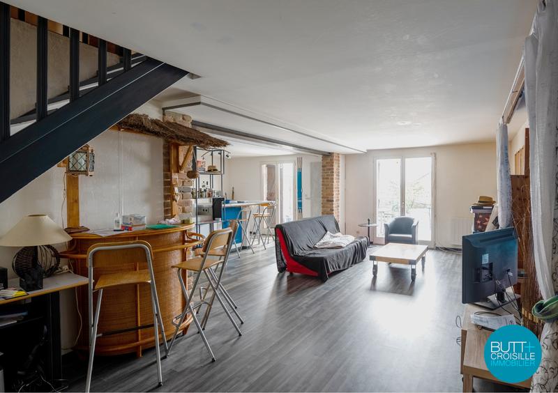 Maison - 137 m² - 6 pièces