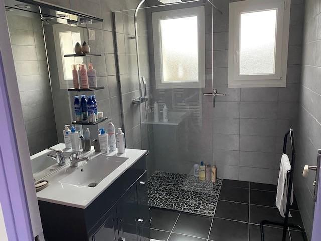 Villa - 115 m² - 6 pièces