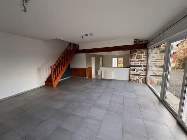 Maison - 92 m² - 5 pièces