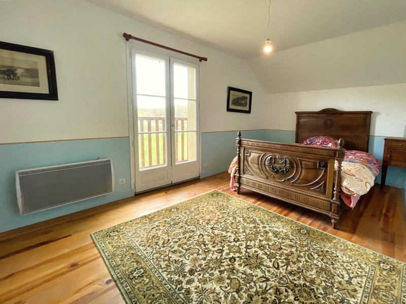 Maison - 200 m² - 8 pièces