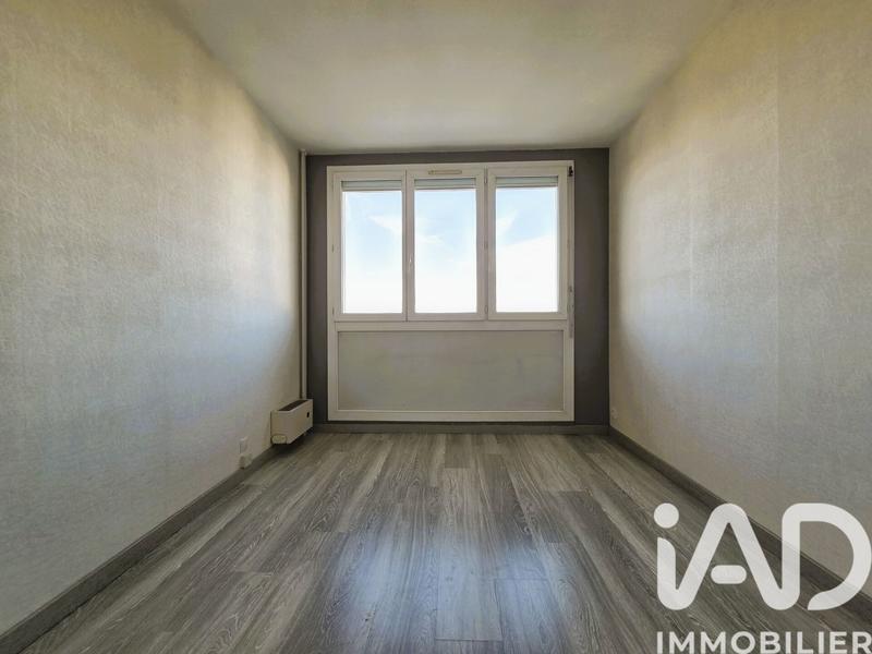 Appartement - 92 m² - 4 pièces