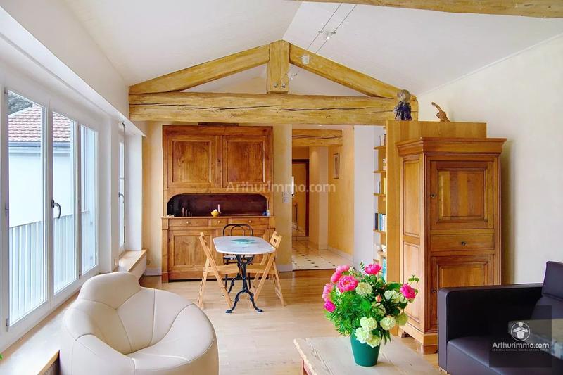 Appartement - 91 m² - 3 pièces