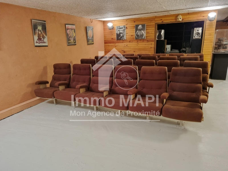 Maison - 478 m² - 14 pièces