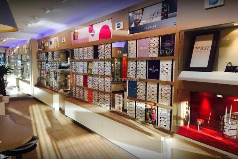 Magasins - 138 m² - 1 pièce