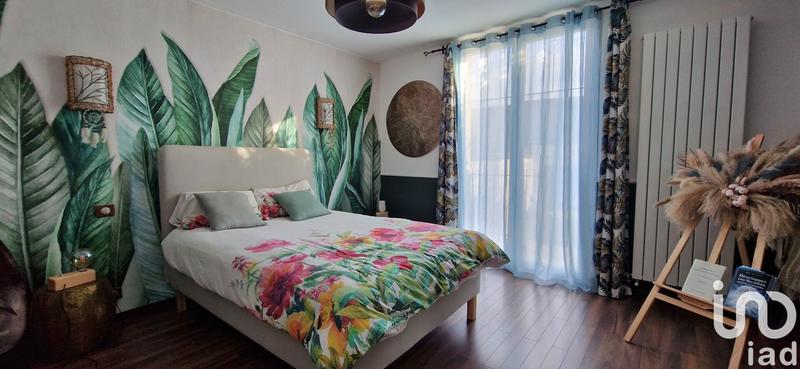 Maison - 240 m² - 7 pièces