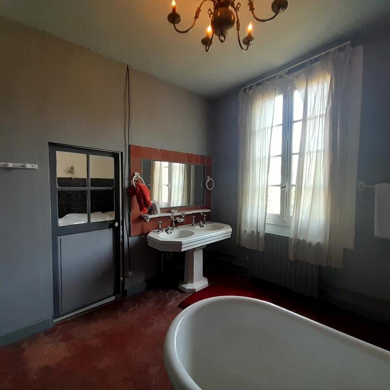 Maison ancienne - 172 m² - 7 pièces