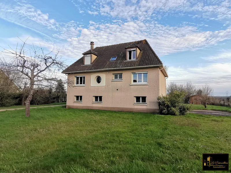 Maison traditionnelle - 127 m² - 7 pièces