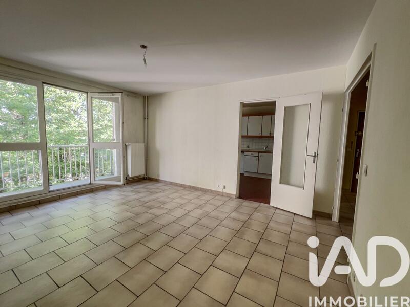 Appartement - 82 m² - 4 pièces