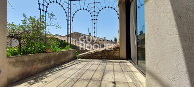 Maison - 243 m² - 9 pièces