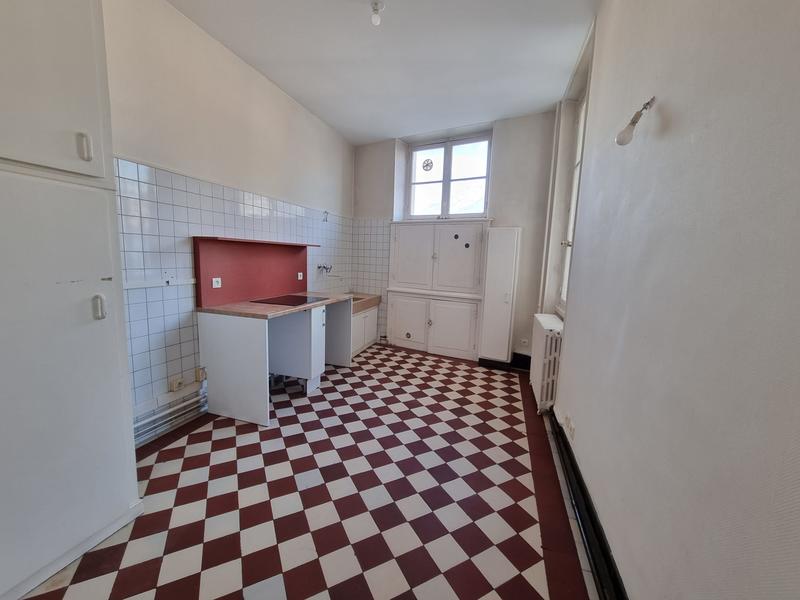 Appartement - 157 m² - 4 pièces