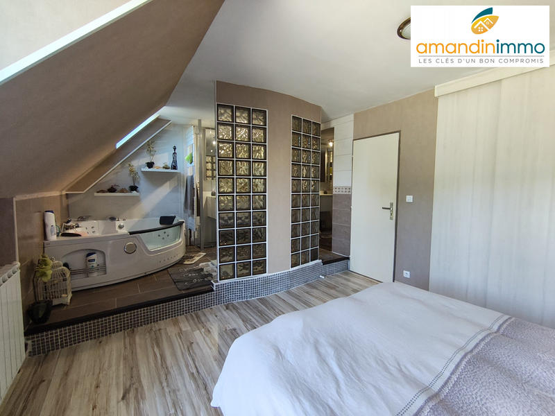 Maison - 125 m² - 7 pièces