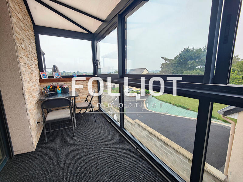 Maison - 203 m² - 6 pièces