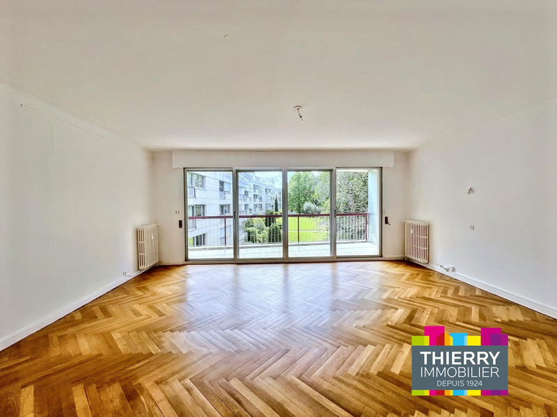 Appartement - 100 m² - 3 pièces