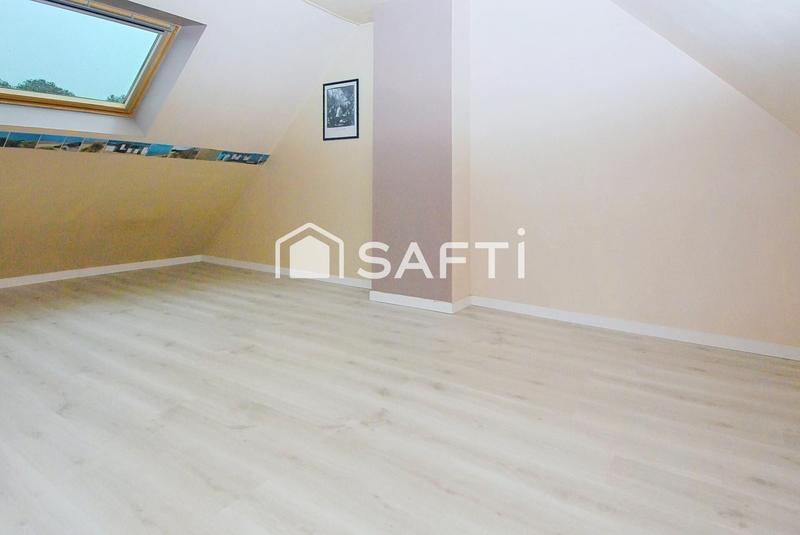 Maison - 131 m² - 8 pièces