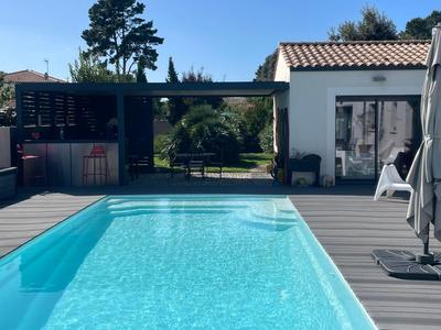 Maison - 169 m² - 5 pièces