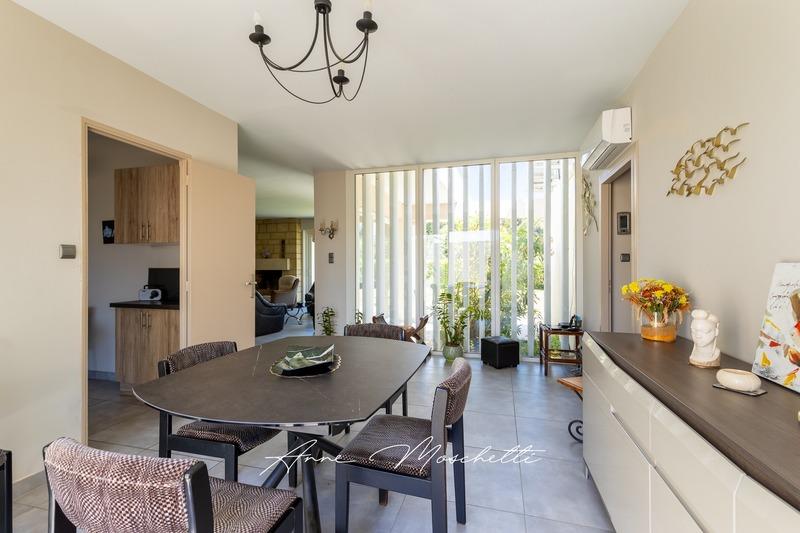 Maison - 151 m² - 6 pièces