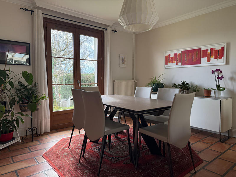 Maison - 122 m² - 7 pièces