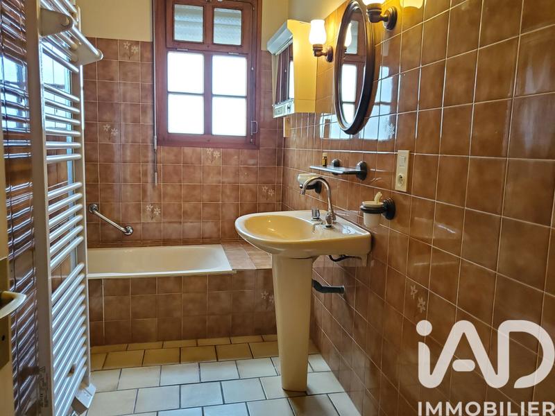 Maison - 120 m² - 5 pièces