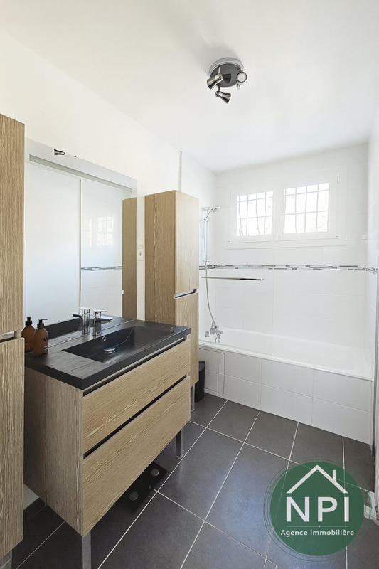 Maison ancienne - 107 m² - 5 pièces