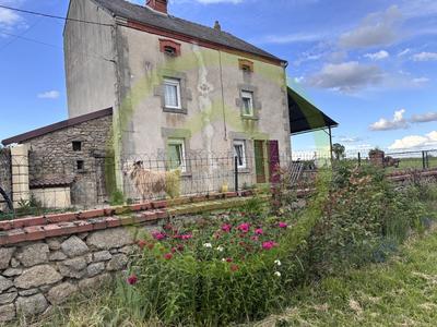 Maison - 128 m² - 8 pièces