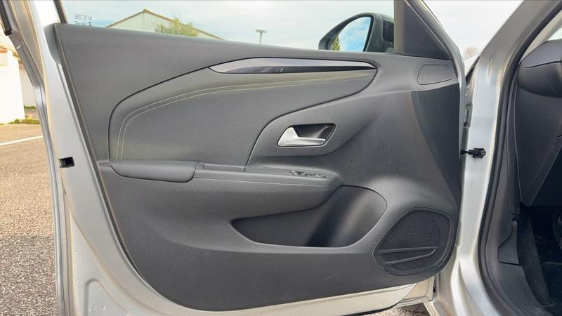 Opel Corsa 1.2 75 Elegance