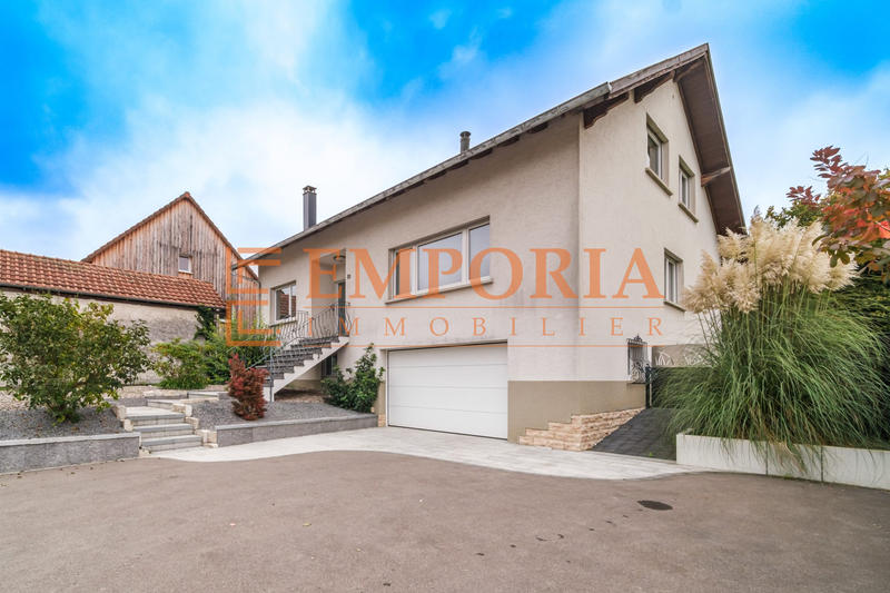 Maison - 194 m² - 8 pièces