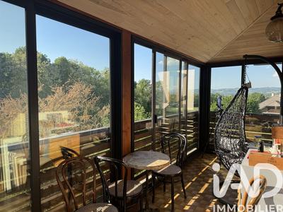 Appartement - 102 m² - 5 pièces