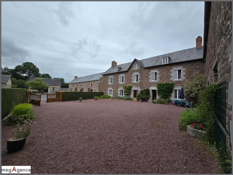 Maison de campagne - 230 m² - 7 pièces