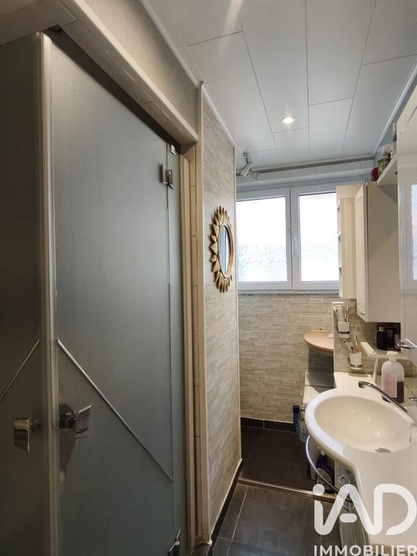 Maison - 350 m² - 12 pièces