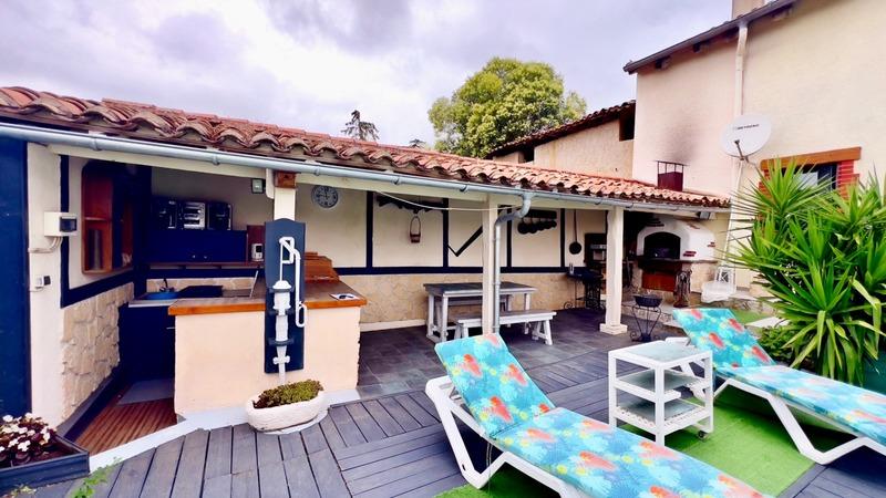 Maison - 170 m² - 5 pièces