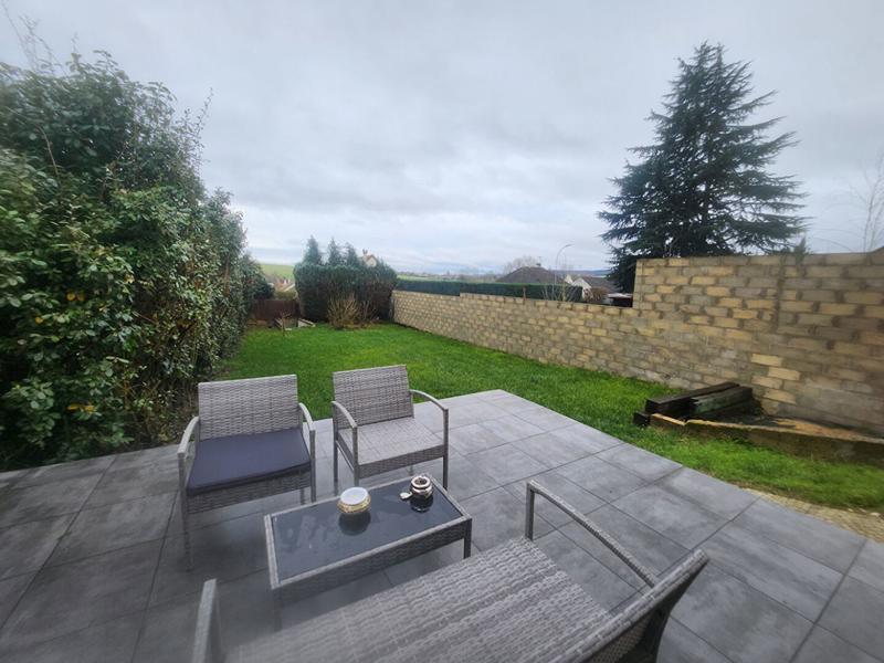 Maison - 95 m² - 5 pièces