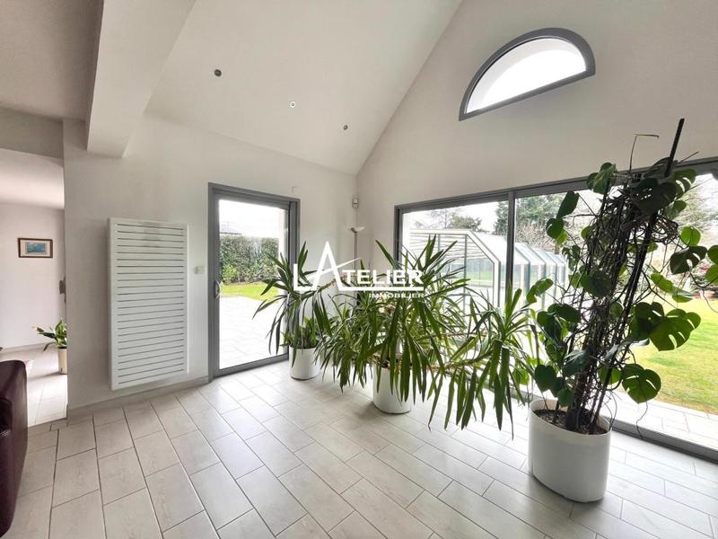 Demeure - 233 m² - 9 pièces