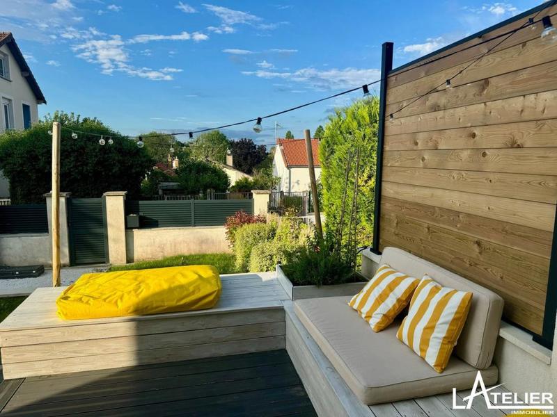 Maison - 85 m² - 5 pièces