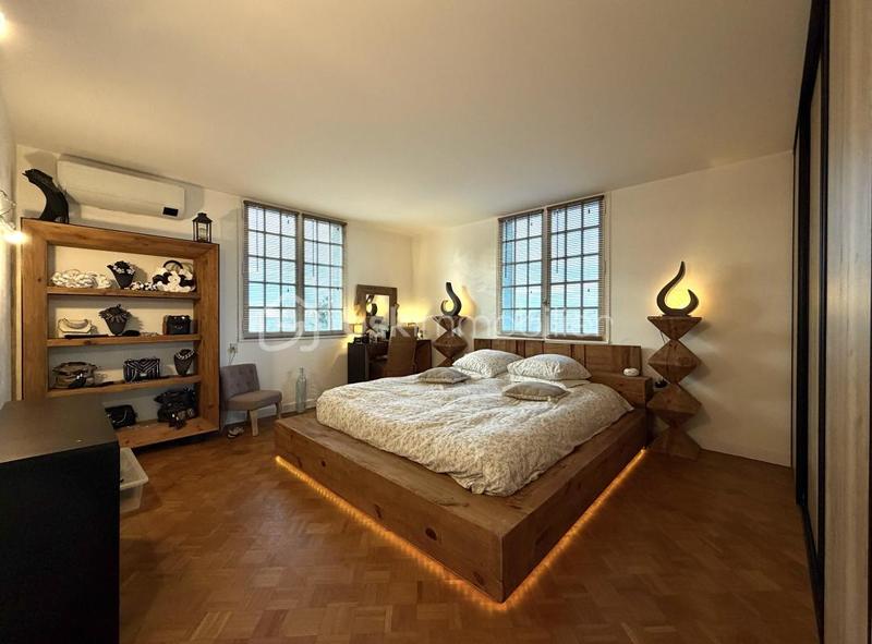 Maison - 149 m² - 6 pièces